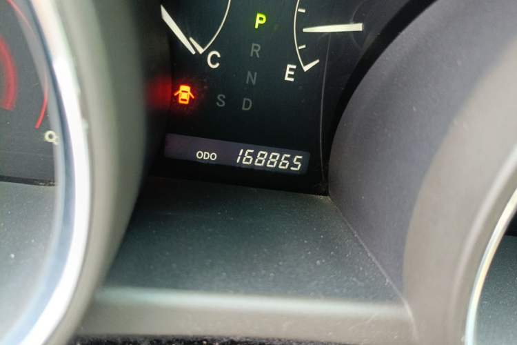 Used Toyota Highlander 2011 2.7L Two-Wheel Drive 5-Seater Elite Edition Odometer Close Up