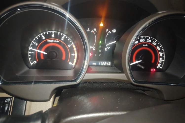 Used Toyota Highlander 2011 2.7L Two-Wheel Drive 7-Seater Luxury Edition Odometer Close Up