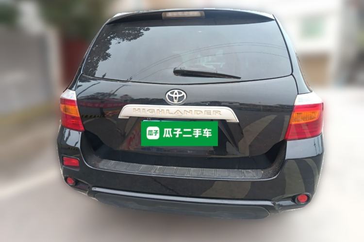 Used Toyota Highlander 2011 2.7L Two-Wheel Drive 5-Seater Elite Edition Rear