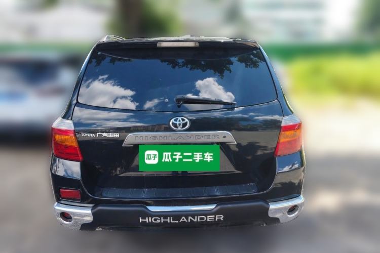 Used Toyota Highlander 2011 2.7L Two-Wheel Drive 5-Seater Sport Edition Rear