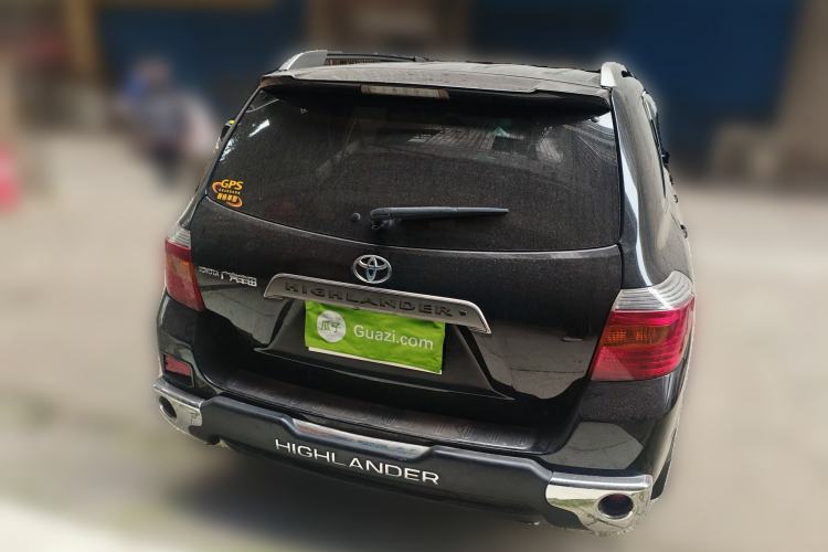 Used Toyota Highlander 2011 2.7L Two-Wheel Drive 5-Seater Sport Edition Rear