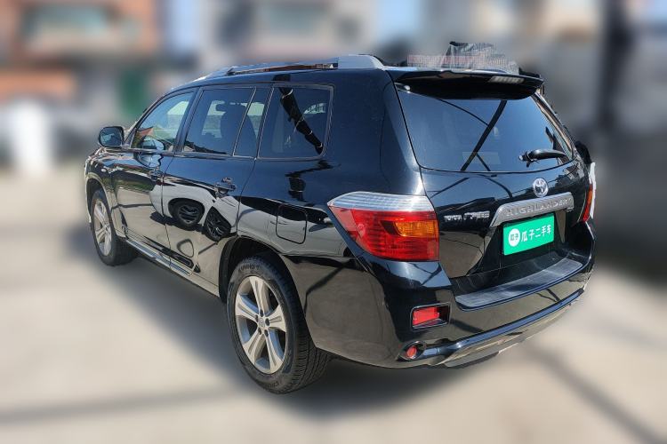 Used Toyota Highlander 2011 2.7L Two-Wheel Drive 7-Seater Luxury Edition Rear Left 45 Deg