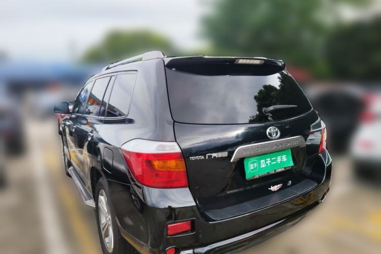 Used Toyota Highlander 2011 2.7L Two-Wheel Drive 7-Seater Luxury Edition Rear Left 45 Deg