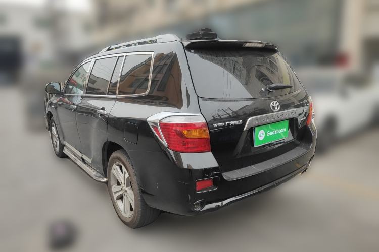 Used Toyota Highlander 2011 2.7L Two-Wheel Drive 7-Seater Luxury Edition Rear Left 45 Deg