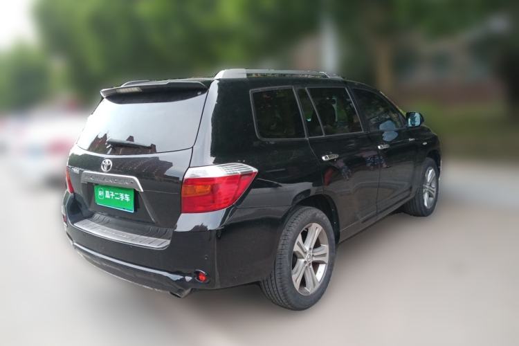 Used Toyota Highlander 2011 2.7L Two-Wheel Drive 7-Seater Luxury Edition Rear Right 45 Deg