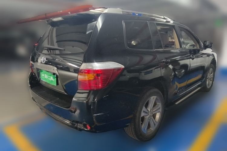 Used Toyota Highlander 2011 2.7L Two-Wheel Drive 7-Seater Luxury Edition Rear Right 45 Deg