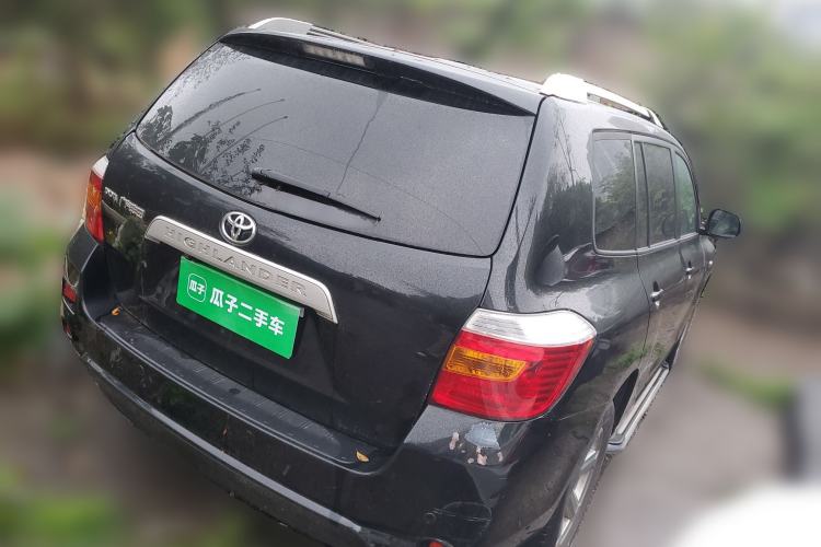 Used Toyota Highlander 2011 2.7L Two-Wheel Drive 7-Seater Elite Edition Rear Right 45 Deg