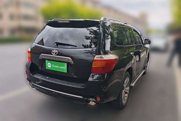 Used Toyota Highlander 2011 2.7L Two-Wheel Drive 7-Seater Luxury Edition Rear Right 45 Deg