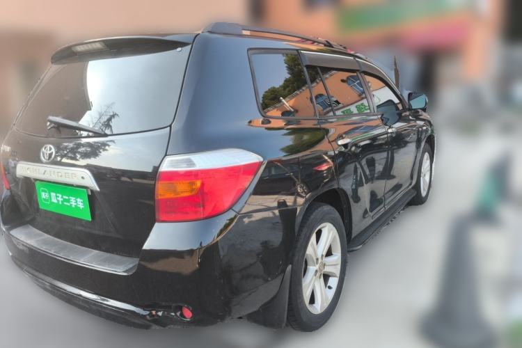 Used Toyota Highlander 2011 2.7L Two-Wheel Drive 7-Seater Supreme Edition Rear Right 45 Deg