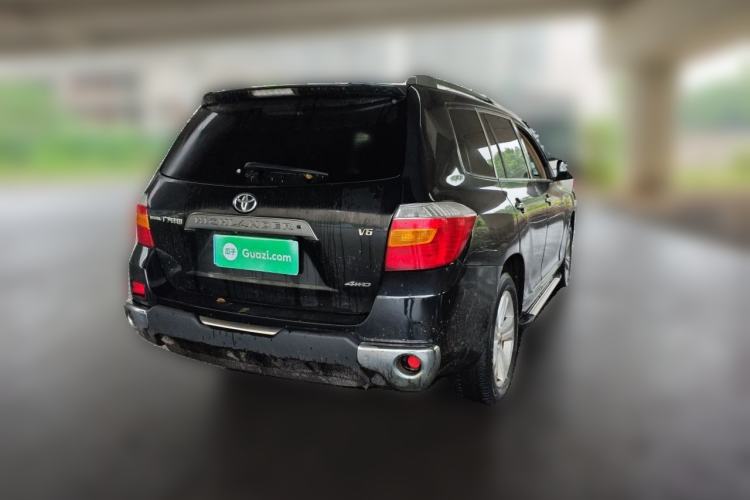 Used Toyota Highlander 2011 2.7L Two-Wheel Drive 7-Seater Luxury Edition Rear Right 45 Deg