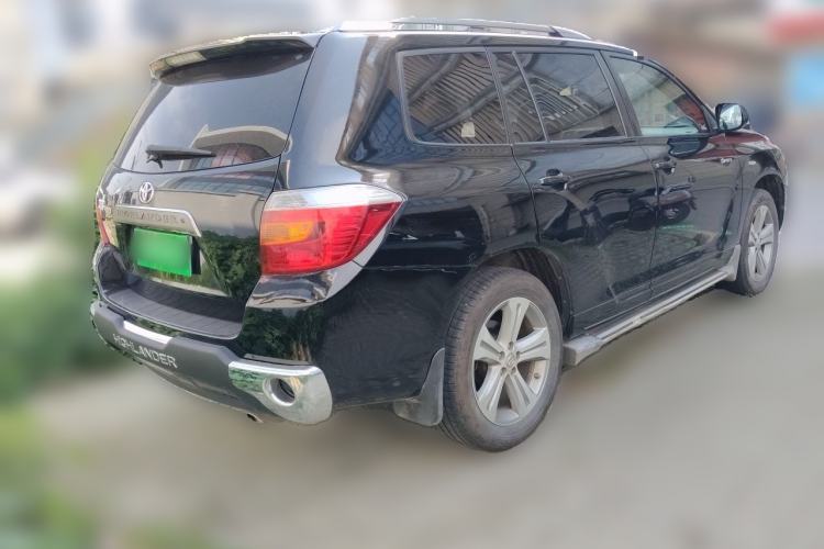 Used Toyota Highlander 2011 2.7L Two-Wheel Drive 7-Seater Luxury Edition Rear Right 45 Deg