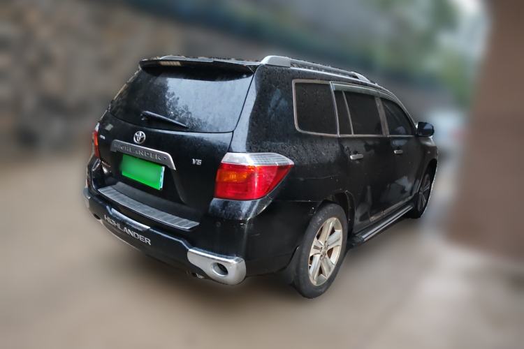 Used Toyota Highlander 2011 2.7L Two-Wheel Drive 7-Seater Luxury Edition Rear Right 45 Deg