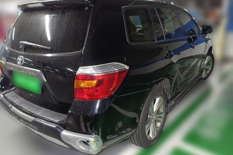 Used Toyota Highlander 2011 2.7L Two-Wheel Drive 7-Seater Luxury Navigation Edition Rear Right 45 Deg