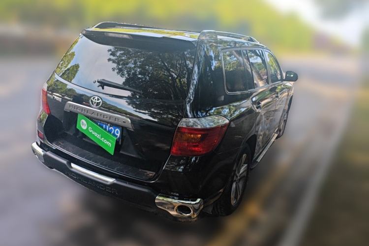 Used Toyota Highlander 2011 2.7L Two-Wheel Drive 7-Seater Luxury Navigation Edition Rear Right 45 Deg