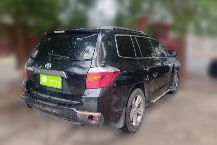 Used Toyota Highlander 2011 2.7L Two-Wheel Drive 7-Seater Luxury Edition Rear Right 45 Deg