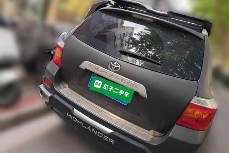 Used Toyota Highlander 2011 2.7L Two-Wheel Drive 5-Seater Elite Edition Rear Right 45 Deg