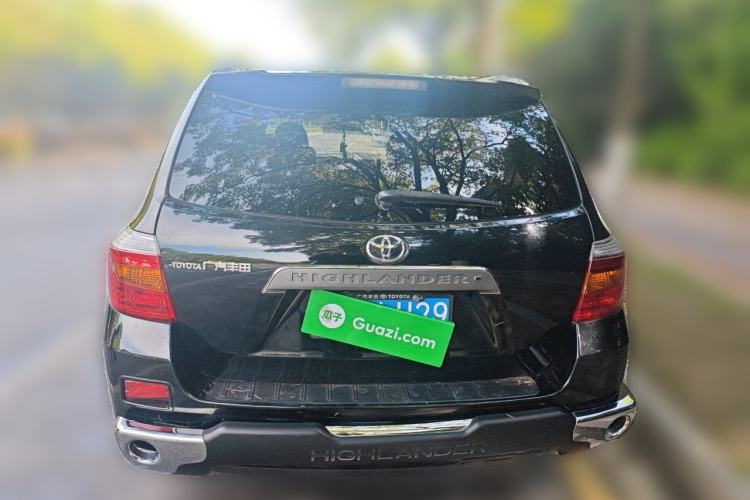 Used Toyota Highlander 2011 2.7L Two-Wheel Drive 7-Seater Luxury Navigation Edition Rear