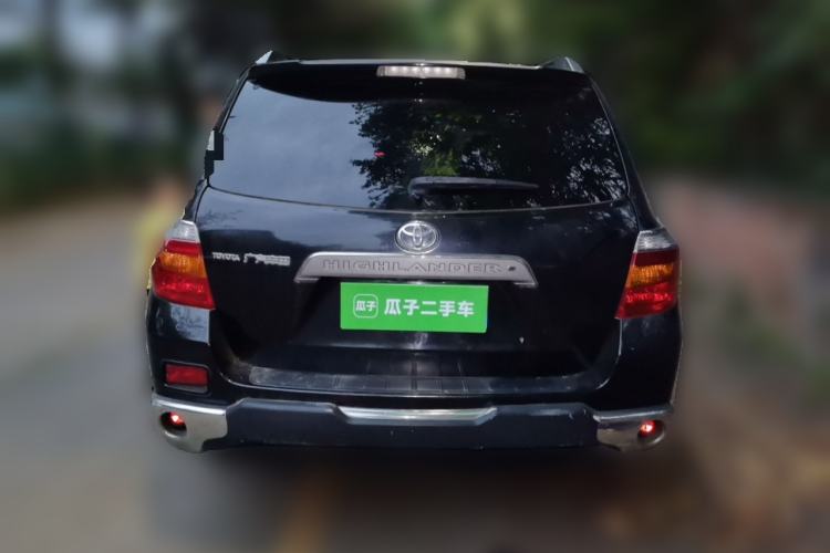 Used Toyota Highlander 2011 2.7L Two-Wheel Drive 5-Seater Sport Edition Rear