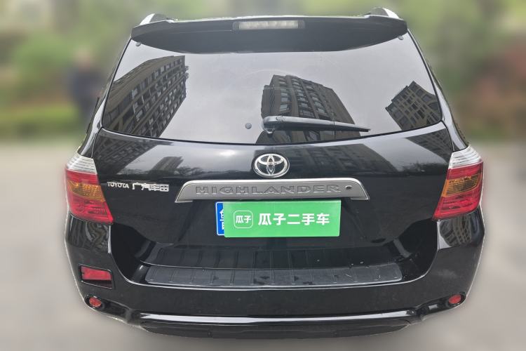 Used Toyota Highlander 2011 2.7L Two-Wheel Drive 7-Seater Elite Edition Rear