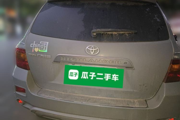 Used Toyota Highlander 2011 2.7L Two-Wheel Drive 7-Seater Luxury Edition Rear