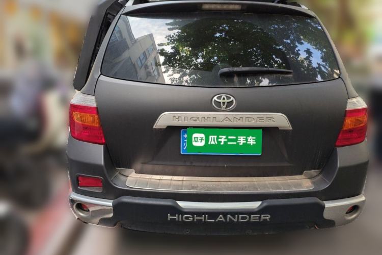 Used Toyota Highlander 2011 2.7L Two-Wheel Drive 5-Seater Elite Edition Rear
