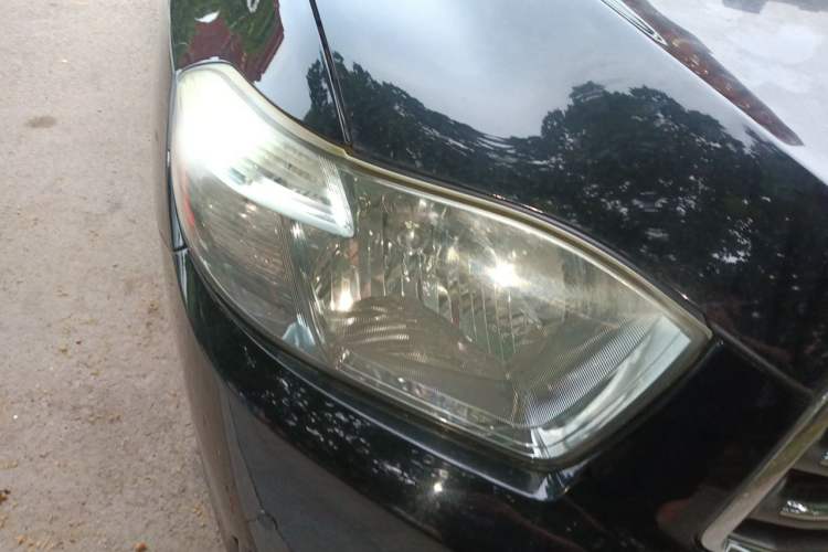 Used Toyota Highlander 2011 2.7L Two-Wheel Drive 7-Seater Luxury Edition Right Front Headlight