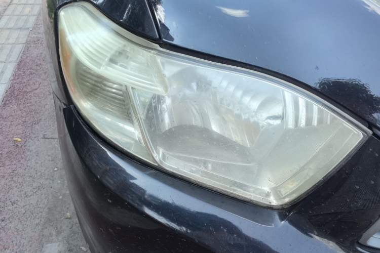 Used Toyota Highlander 2011 2.7L Two-Wheel Drive 5-Seater Elite Edition Right Front Headlight