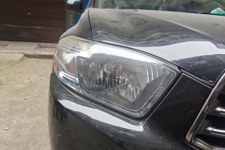 Used Toyota Highlander 2011 2.7L Two-Wheel Drive 5-Seater Sport Edition Right Front Headlight