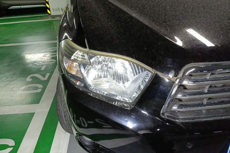 Used Toyota Highlander 2011 2.7L Two-Wheel Drive 7-Seater Luxury Navigation Edition Right Front Headlight