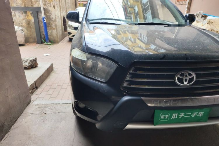 Used Toyota Highlander 2011 2.7L Two-Wheel Drive 7-Seater Luxury Edition Right Front Headlight