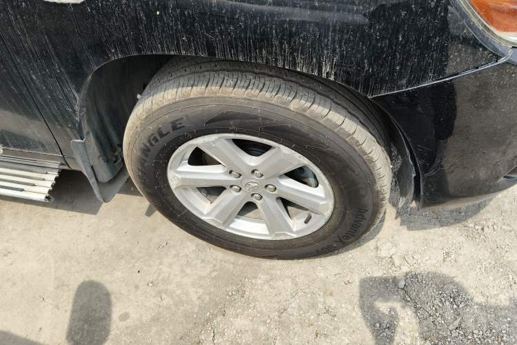 Used Toyota Highlander 2011 2.7L Two-Wheel Drive 5-Seater Elite Edition Right Front Wheel Hub