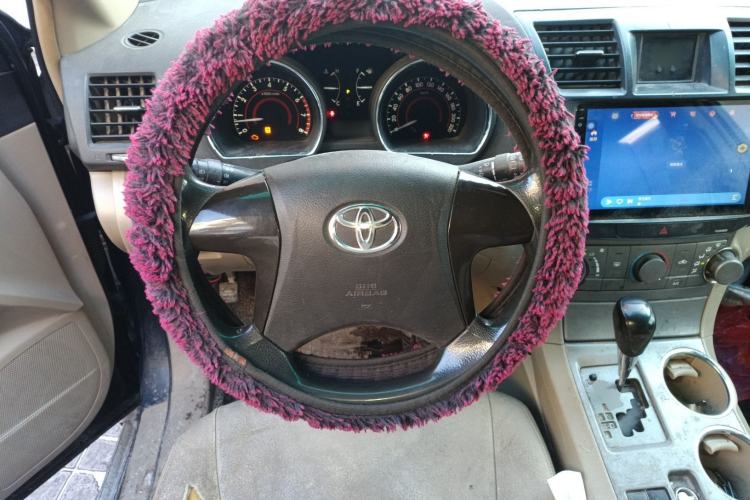 Used Toyota Highlander 2011 2.7L Two-Wheel Drive 5-Seater Elite Edition Steering Wheel