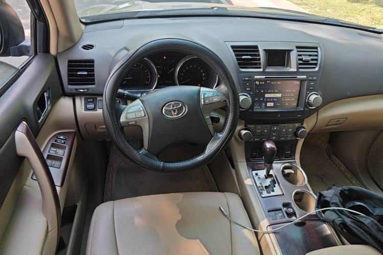 Used Toyota Highlander 2011 2.7L Two-Wheel Drive 7-Seater Luxury Navigation Edition Steering Wheel