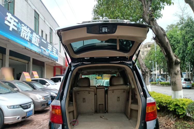 Used Toyota Highlander 2011 2.7L Two-Wheel Drive 7-Seater Luxury Navigation Edition Trunk