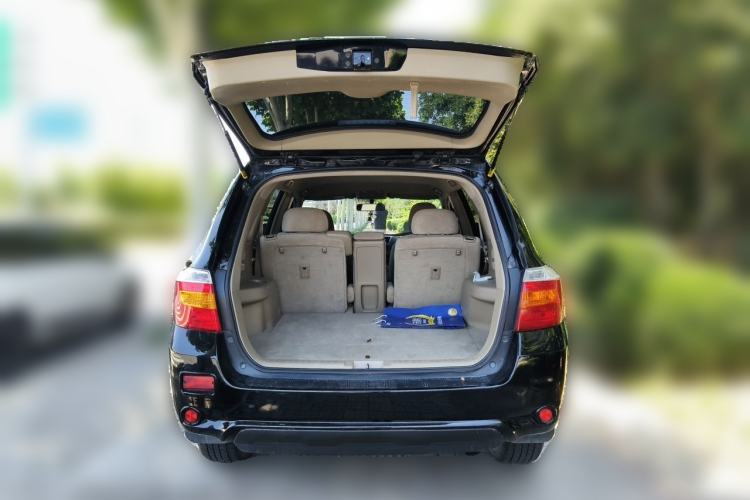Used Toyota Highlander 2011 2.7L Two-Wheel Drive 5-Seater Elite Edition Trunk