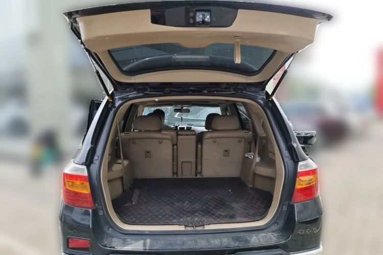 Used Toyota Highlander 2011 2.7L Two-Wheel Drive 7-Seater Luxury Edition Trunk