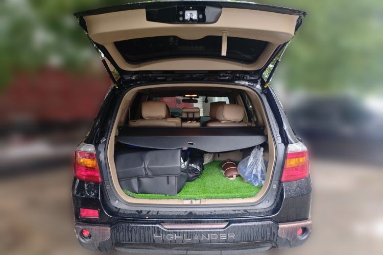 Used Toyota Highlander 2011 2.7L Two-Wheel Drive 7-Seater Luxury Edition Trunk