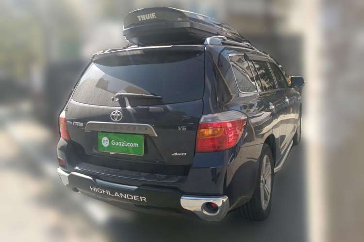Used Toyota Highlander 2011 2.7L Two-Wheel Drive 7-Seater Luxury Edition Rear Right 45 Deg