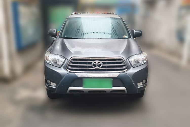 Used Toyota Highlander 2011 2.7L Two-Wheel Drive 7-Seater Luxury Edition Front