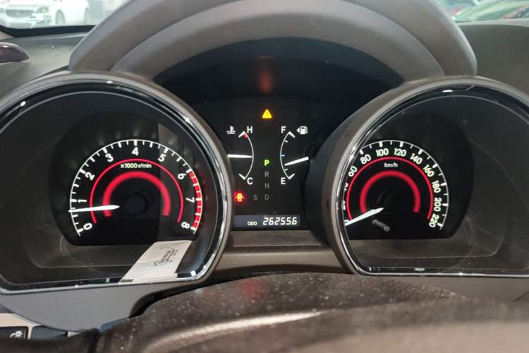 Used Toyota Highlander 2011 2.7L Two-Wheel Drive 7-Seater Luxury Edition Instrument Cluster