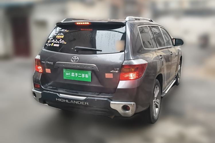 Used Toyota Highlander 2011 2.7L Two-Wheel Drive 7-Seater Luxury Edition Rear Right 45 Deg
