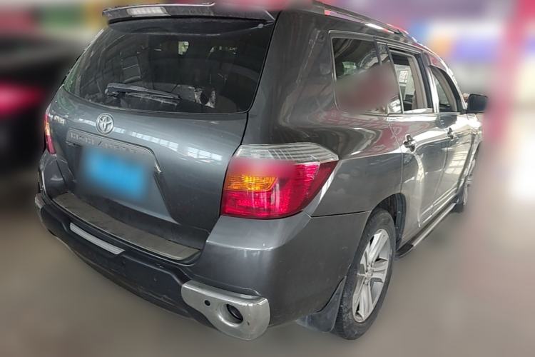 Used Toyota Highlander 2011 2.7L Two-Wheel Drive 7-Seater Luxury Edition Rear Right 45 Deg