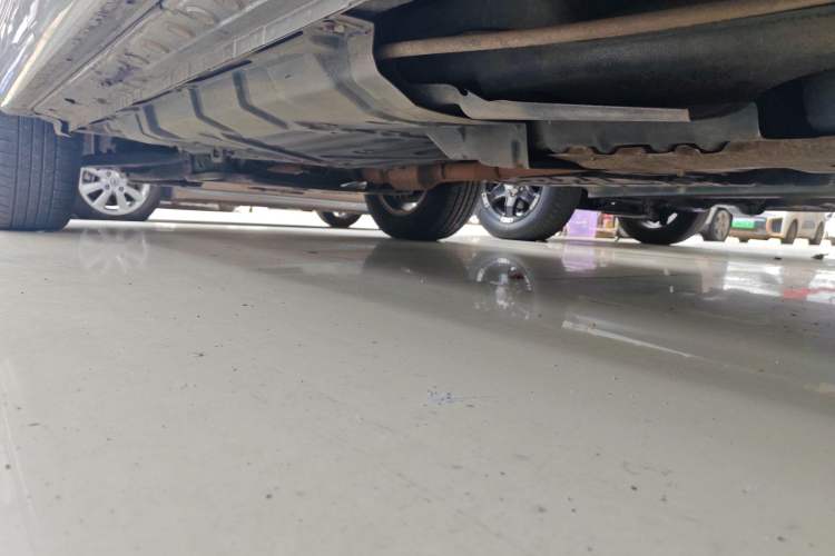 Used Toyota Highlander 2011 2.7L Two-Wheel Drive 5-Seater Elite Edition Chassis Rear Left