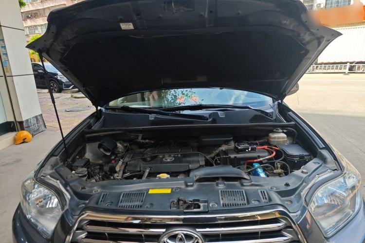 Used Toyota Highlander 2011 2.7L Two-Wheel Drive 7-Seater Luxury Edition Engine Bay