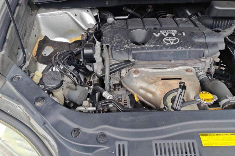 Used Toyota Highlander 2011 2.7L Two-Wheel Drive 5-Seater Elite Edition Engine Bay Right