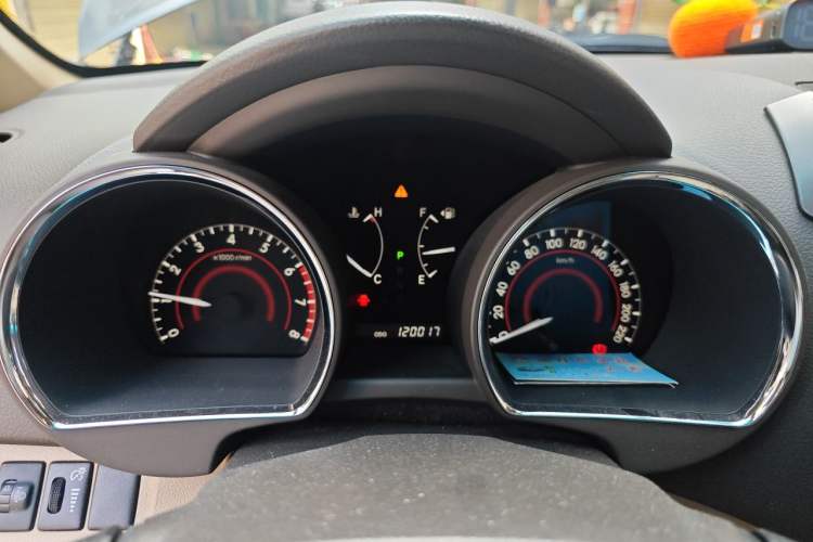 Used Toyota Highlander 2011 2.7L Two-Wheel Drive 7-Seater Luxury Edition Instrument Cluster