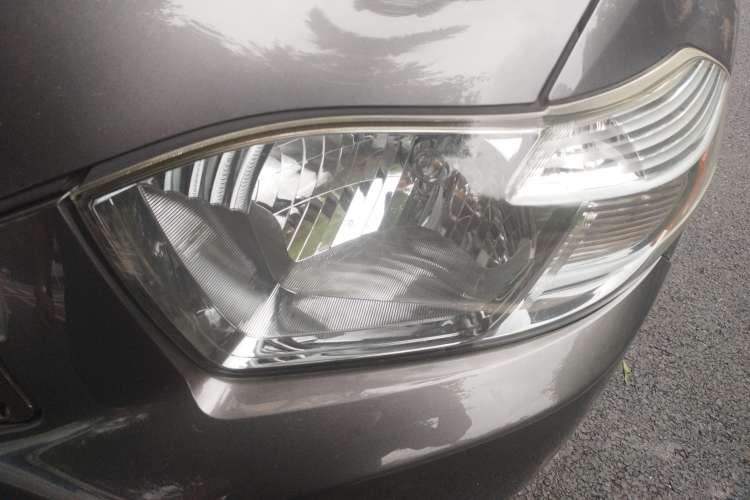 Used Toyota Highlander 2011 2.7L Two-Wheel Drive 7-Seater Luxury Edition Left Front Headlight