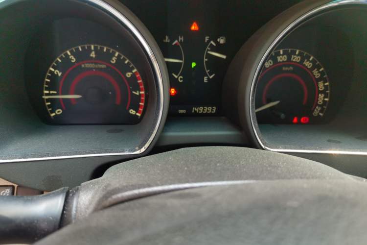 Used Toyota Highlander 2011 2.7L Two-Wheel Drive 7-Seater Luxury Edition Odometer Close Up