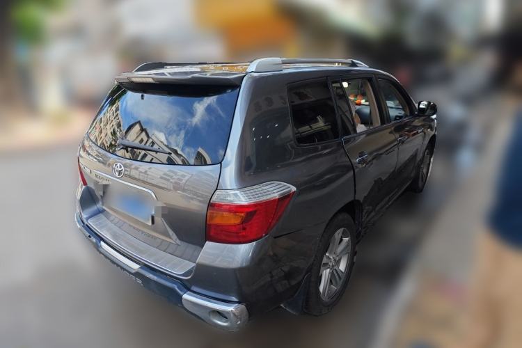 Used Toyota Highlander 2011 2.7L Two-Wheel Drive 7-Seater Luxury Edition Rear Right 45 Deg