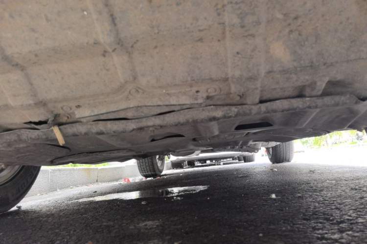 Used Toyota Highlander 2011 2.7L Two-Wheel Drive 5-Seater Elite Edition Chassis Front